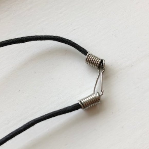 NEW Dolphin Necklace - Picture 3 of 3